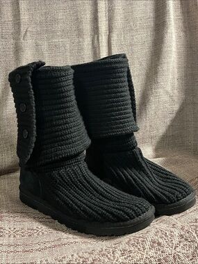 UGG Women’s Black Knit Fold-Over Button Side Boots Size 7